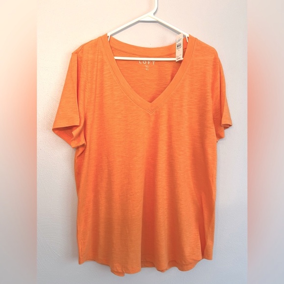 LOFT Tops - LOFT Everyday T-Shirt in Tangerine Bliss